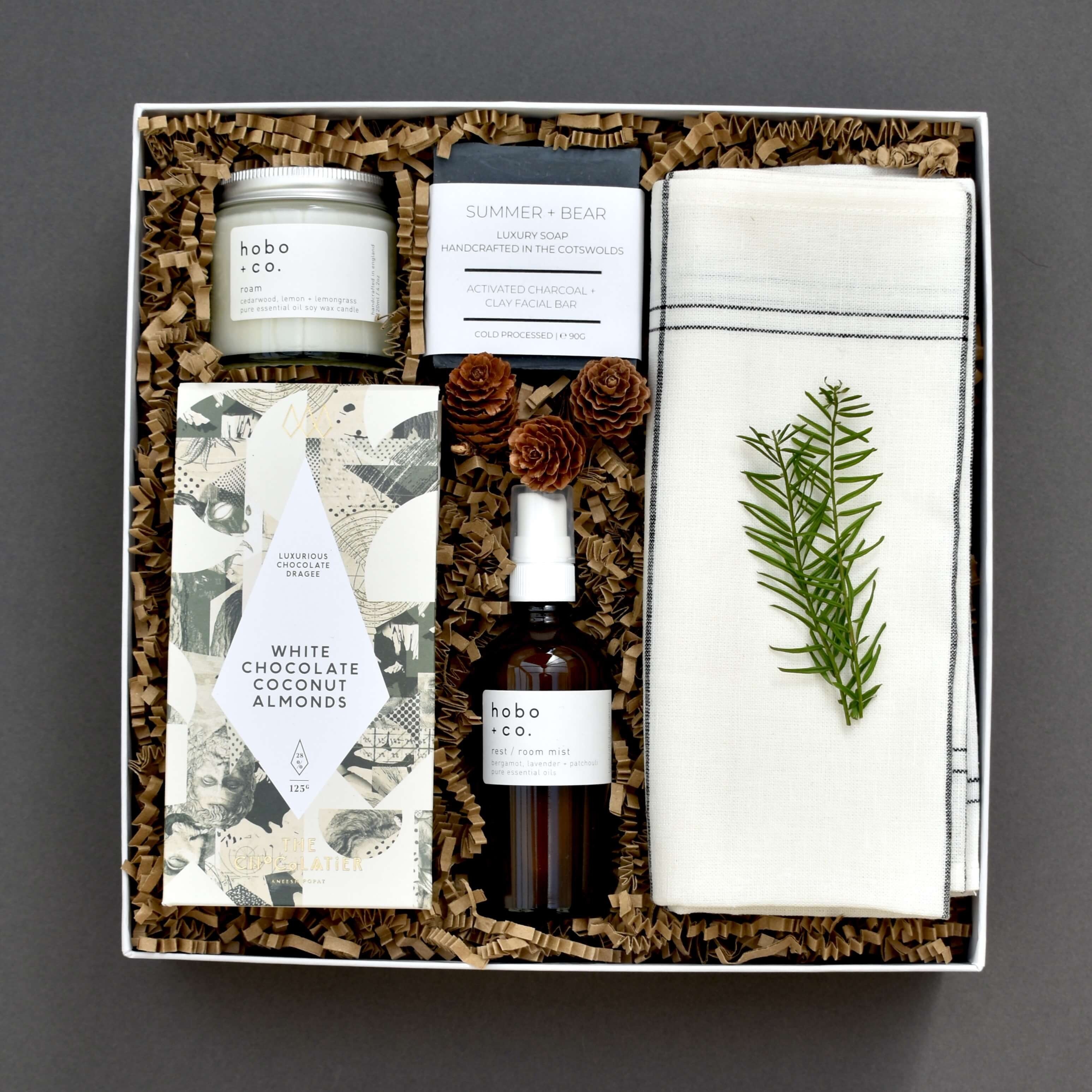 welcome home hostess luxury British gift box. thank you gift, corporate gift, new home gift